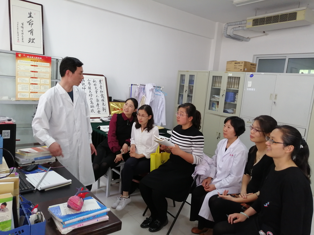 我部机能实验室联合生理学教研室召开外出学习汇报会