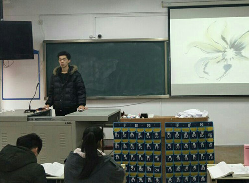 2017级口腔3.4班成功举办“大学生爱情观”主题班会