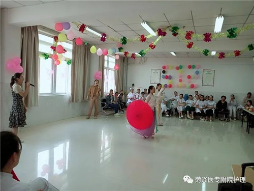我校附属医院举行5.12护士节庆祝活动