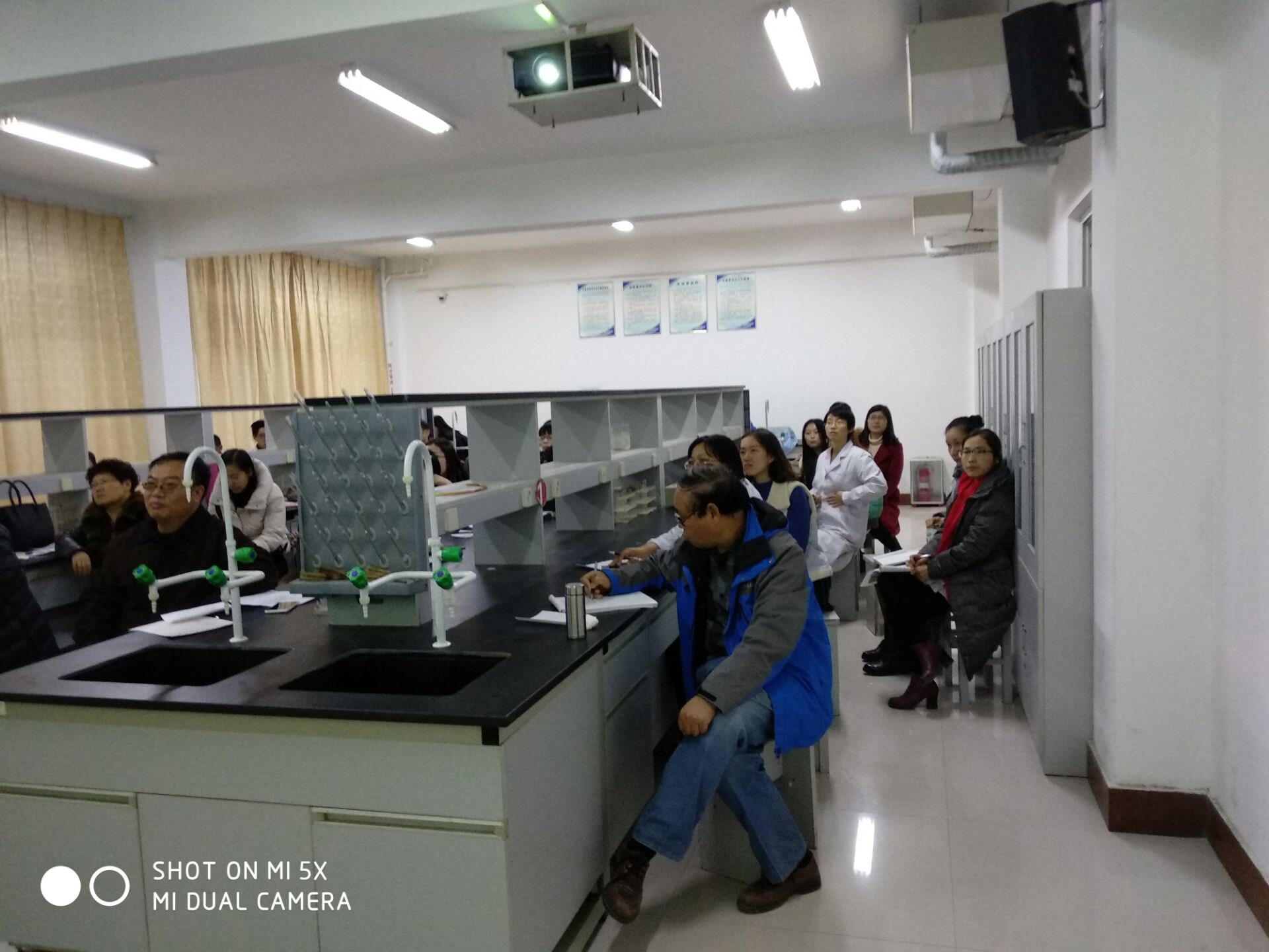 基础医学部举行青年教师讲课比赛