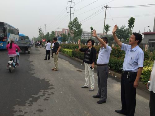 我校2013级4280名学生奔赴各教学实习基地