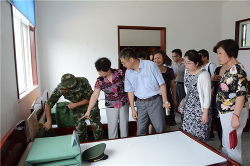 我校党务工作者赴成武武警中队参观学习