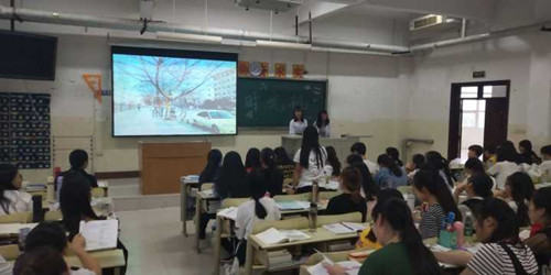 2017级口腔7.8班成功举办“时光机”主题班会