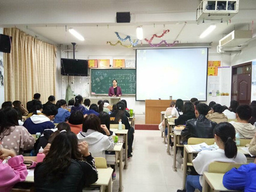 2016级口腔7.8班成功举办“论谣言”主题班会