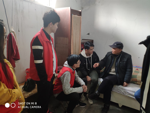 慰问抗战老英雄,温情传递暖人心