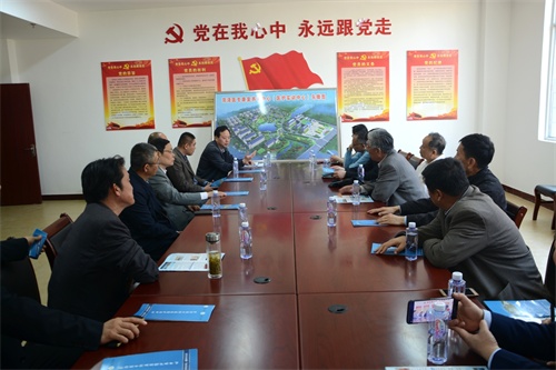 山东省政协调研组来我校附属医院护养中心调研
