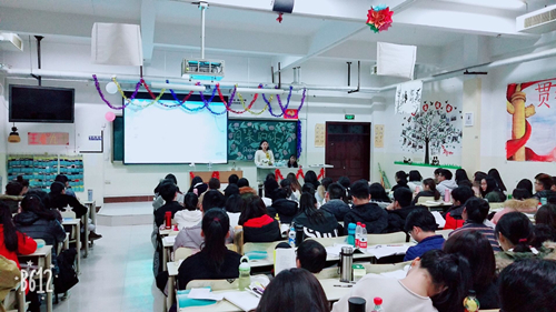 2017级口腔9.10班成功举办“同桌的你”主题班会