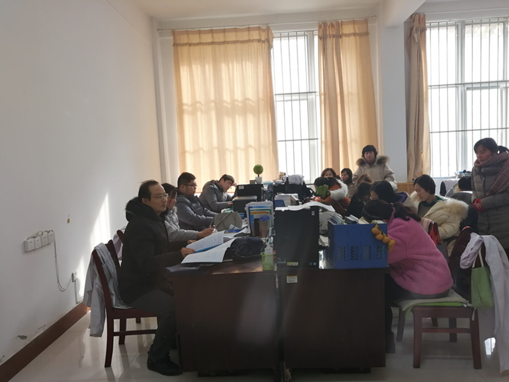 基础医学部召开第七届二次职工代表大会暨工会会员代表大会讨论会