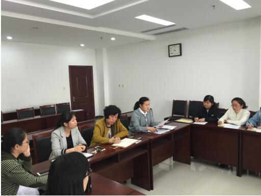 我校召开青年教师调研座谈会