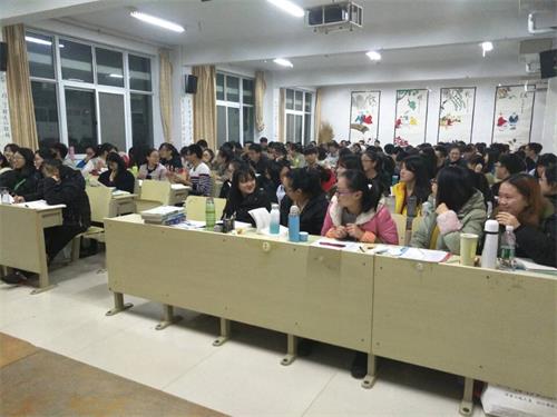 菏泽医专基础医学部2016级5、6班成功举办班级趣味活动